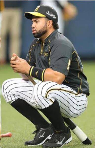 私 魔法使いのキキ こっちはツーアウト満塁で三振したウィリン ロサリオ 野球選手へのボケ ボケて Bokete