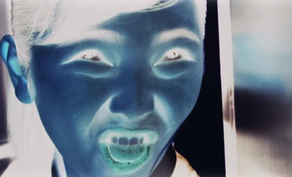 エンダアアアアアイアアアウィルァアルウェイズラァァァァビュウウウウウアアアア 18年03月05日の人物のボケ ボケて Bokete