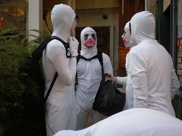 ドラえもんのコスプレで集合だったので あえてオバqで行ってみたら全員ボケがカブっていた 16年01月10日の人物2人以上のボケ ボケて Bokete