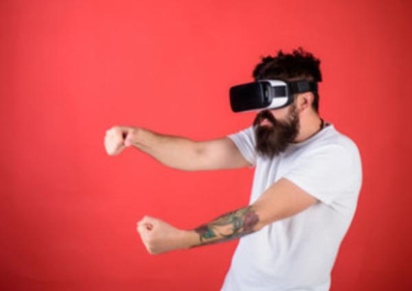 気晴らしの為にvrゲームを始めるも ライターとスプーンを見つけてしまう槇原敬之 肘へのボケ ボケて Bokete