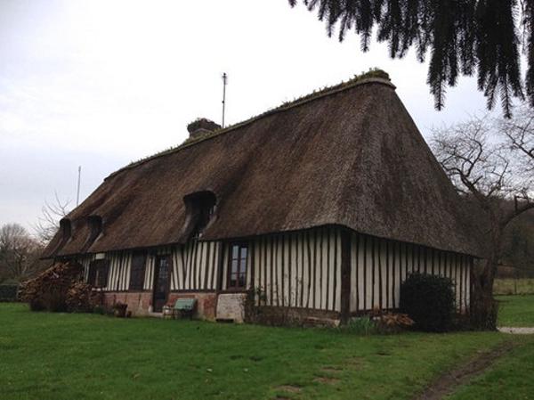 こちらがあのアウターゾーンの絵画の回でお馴染みの廃屋でございます 16年02月24日の風景のボケ ボケて Bokete