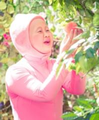 隠れないモモジリ 植物学へのボケ ボケて Bokete