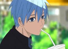 彼女が ストロー噛む人ってキモいよねー とか言ってきたのでストローから口を離せない 17年11月04日の人物のボケ ボケて Bokete