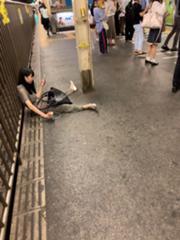 急募 途中で捨てないおんぶ出来る彼氏 歩道へのボケ ボケて Bokete