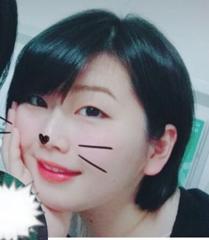 おじさん達に可愛がられて自分はモテると勘違いしている 唇へのボケ ボケて Bokete
