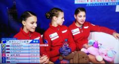 浜田がドアノブガチャガチャするフェイントで中央の子がちょっと不安になる 19年12月08日の人物2人以上のボケ ボケて Bokete