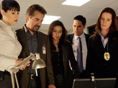 皆、犯人がわかったぞ！この映像メを見てくれ！「ｱﾝ！ｱﾝｱﾝ！！」……違う、こっちだ「ｵｵｵｫﾝ！ｵ