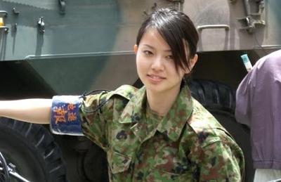 自衛官 15年05月05日朝ごろにるのｒさんが投稿したお題 ボケて Bokete