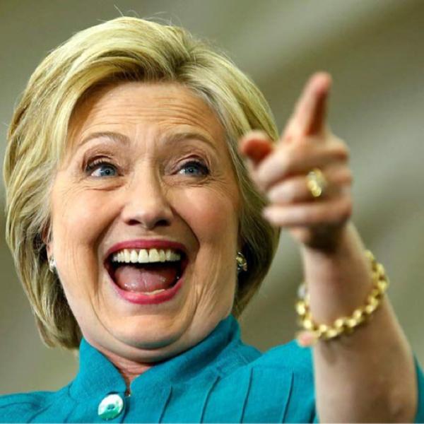 『トントントントンクリントン！』「いやワシントンだから！…あ、私クリントンだったわー！」 2018年01月31日の人物のボケ