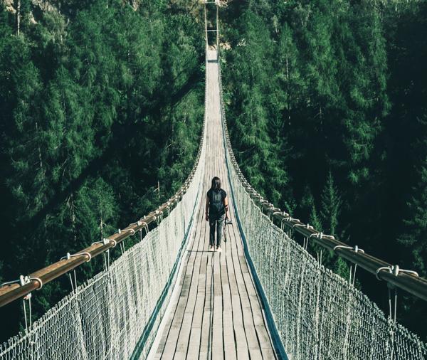 今から大玉転がしていきたいと思いまーす 橋へのボケ[77660509] ボケて（bokete）