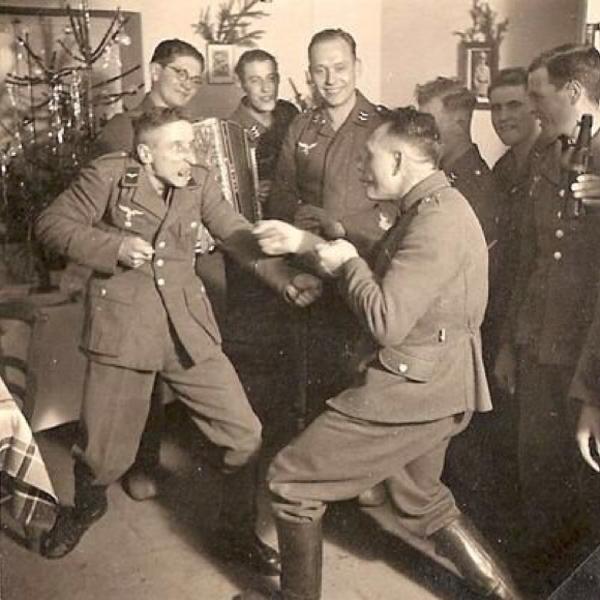 あとだしジャンケンが白熱してきた 写真で一言ボケて(bokete) ボケて