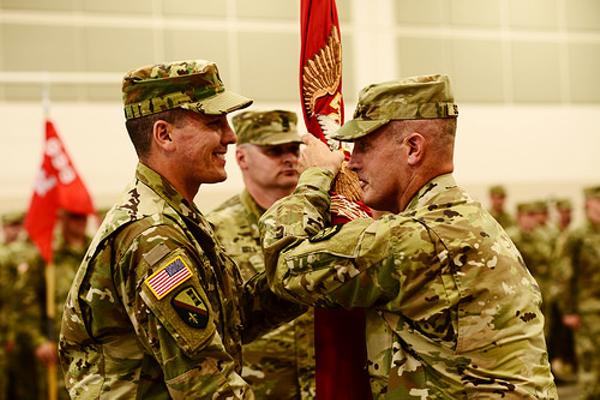 ハハハ、ガチガチに緊張してるじゃないか……おっ、こっちの方もガチガチか？ 軍隊へのボケ[65866959] ボケて（bokete）