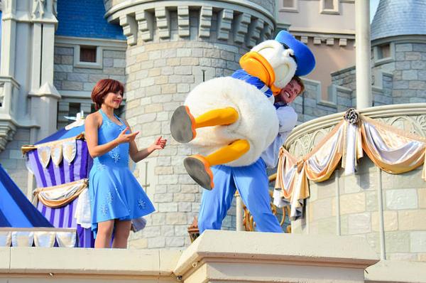 ディズニーワールドの面白ネタ 写真 画像 の人気まとめ ラベル ボケて Bokete ページ30