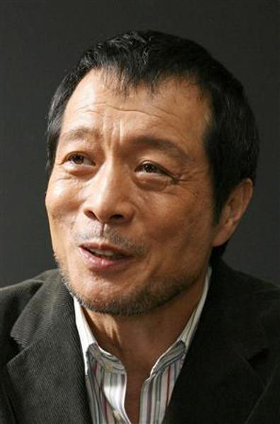 嫁のB吉をC吉C吉音立ててしゃぶって、ビンビン永吉を突っ込んで、腰をD吉D吉振って、あ〜E吉!ってやかましいわっ笑 2016年02月17日